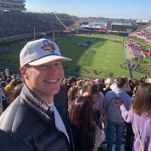 Meet your Posher, Blake